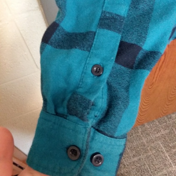 Flannel - Picture 4 of 4